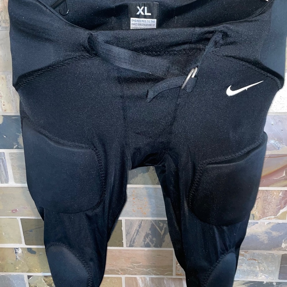 Boys Nike Girdle XL Black